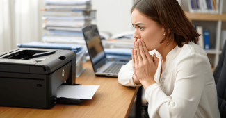 Imprimer sans stress quand on est freelance : choisir et gérer ses consommables HP
