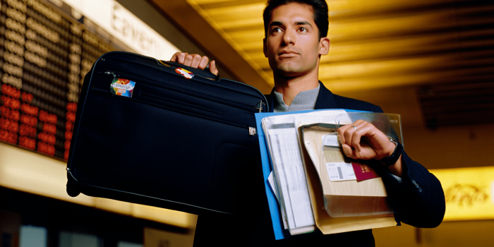 Argent, papiers, bagages, santé... les précautions à prendre avant de partir en vacances