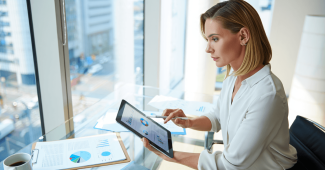 Analyse des conversations : comment transformer les échanges commerciaux en données actionnables ?