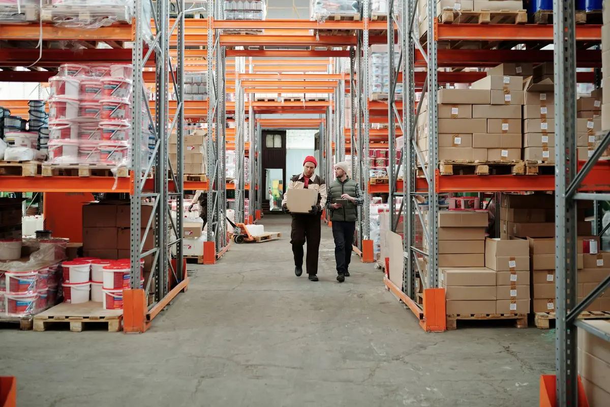 Représentation des coûts logistiques : stockage, emballage, transport et main-d'œuvre