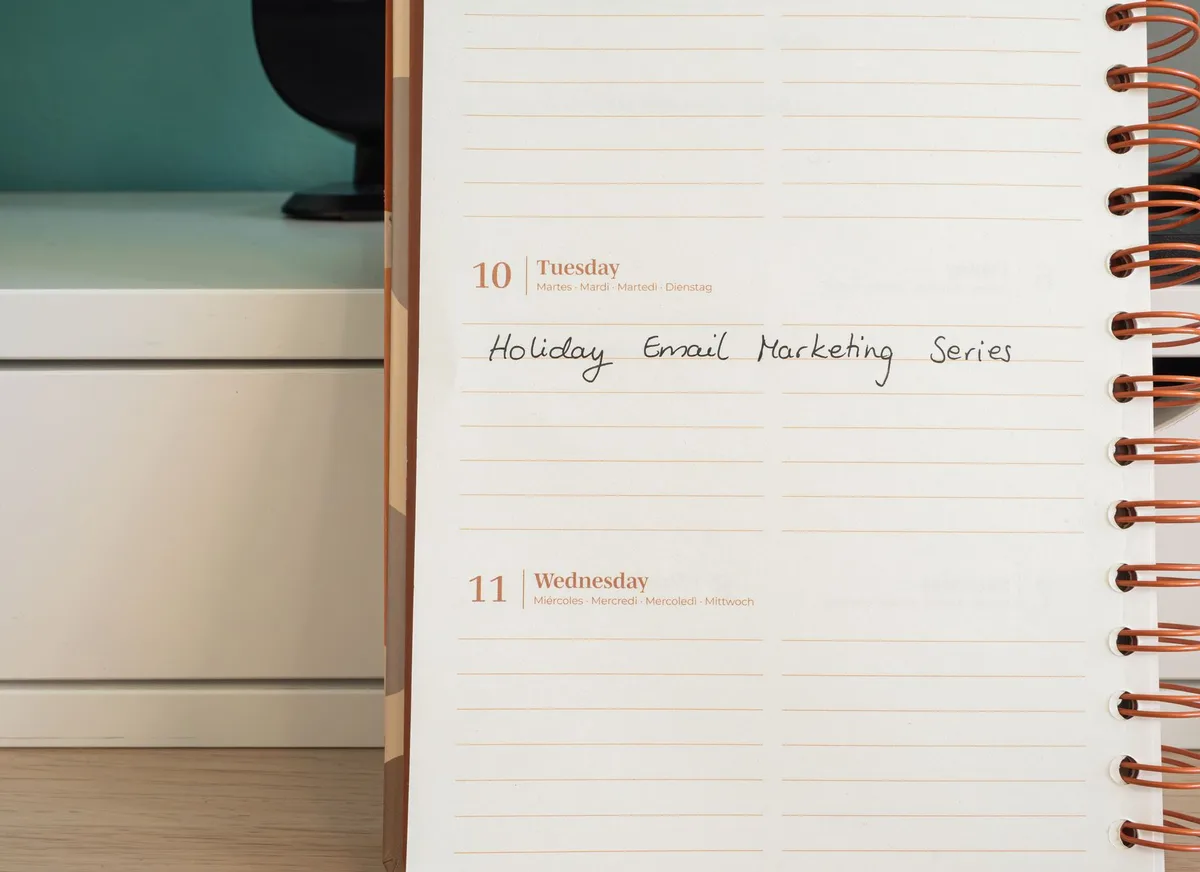 Représentation visuelle d'un workflow marketing avec déclencheurs et étapes d'automatisation